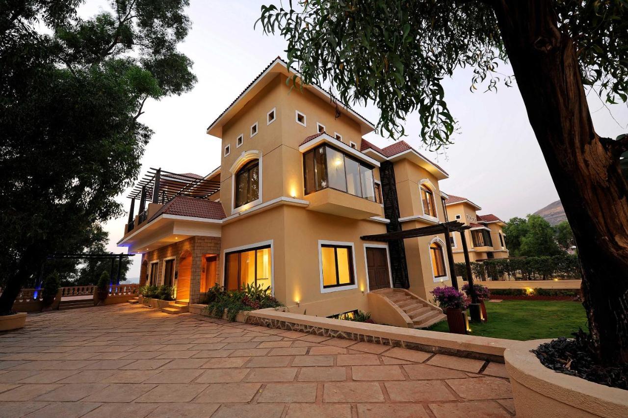 Della Resorts Lonavala Buitenkant foto