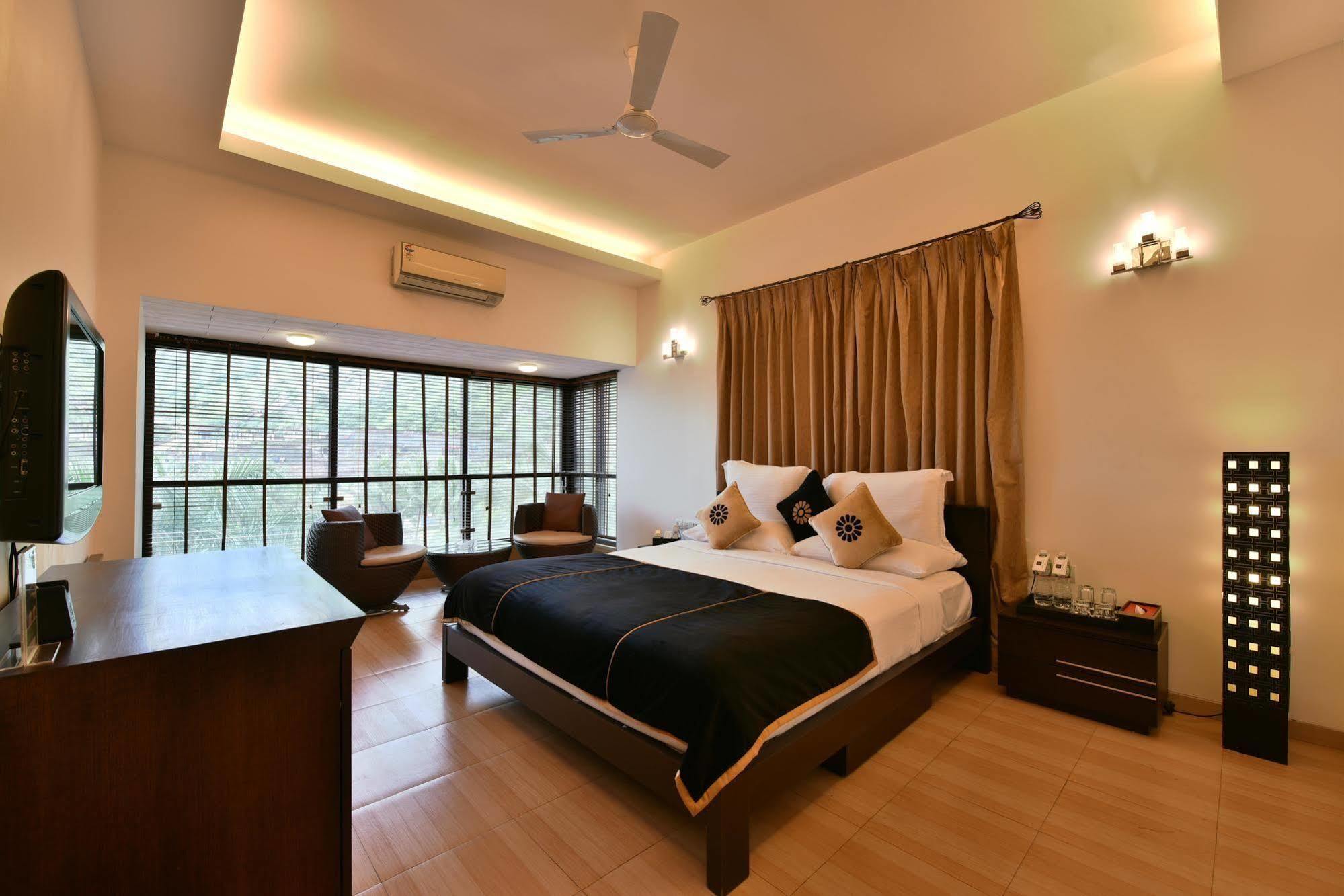 Della Resorts Lonavala Buitenkant foto